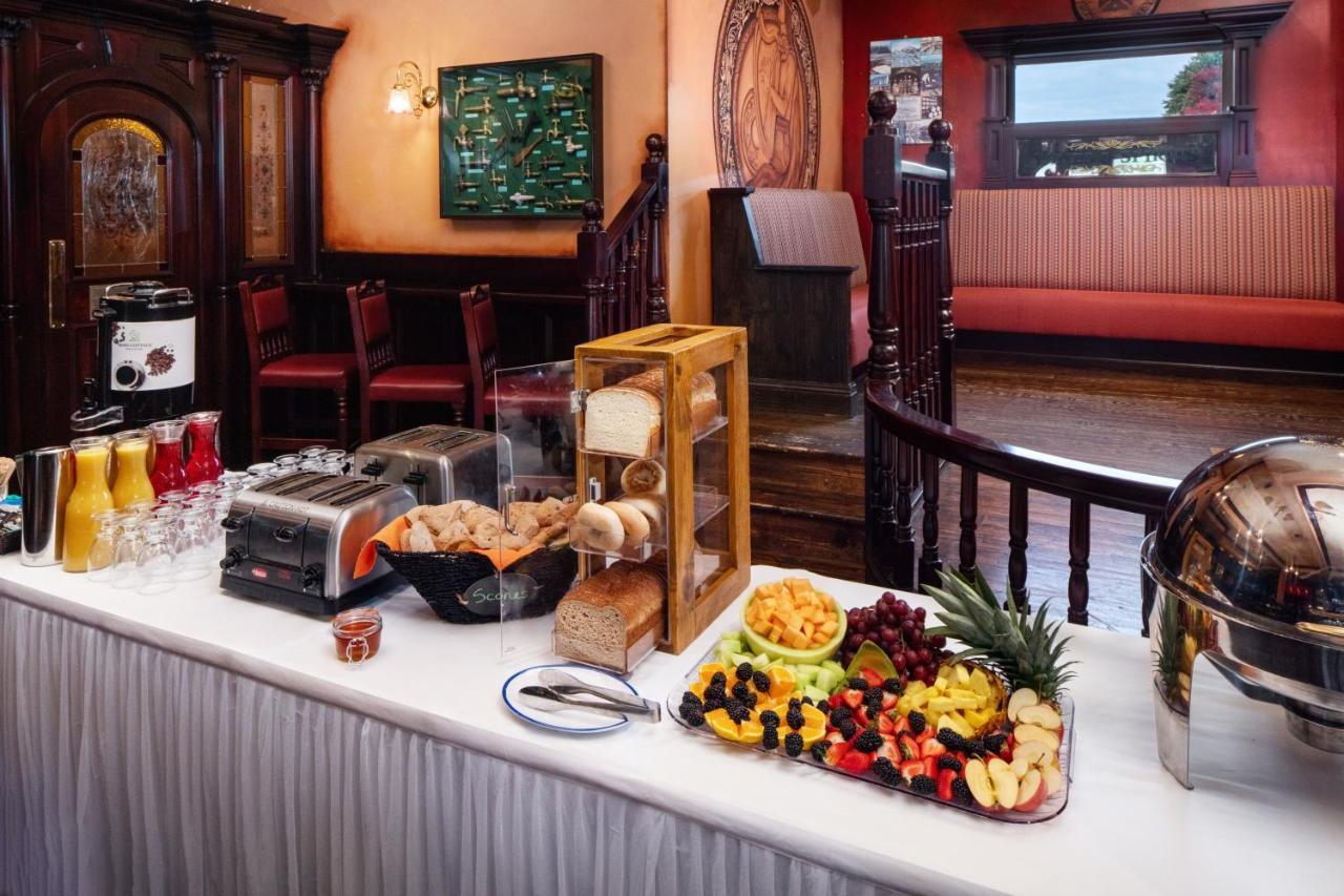 Irish Cottage Inn & Suites Галена Экстерьер фото