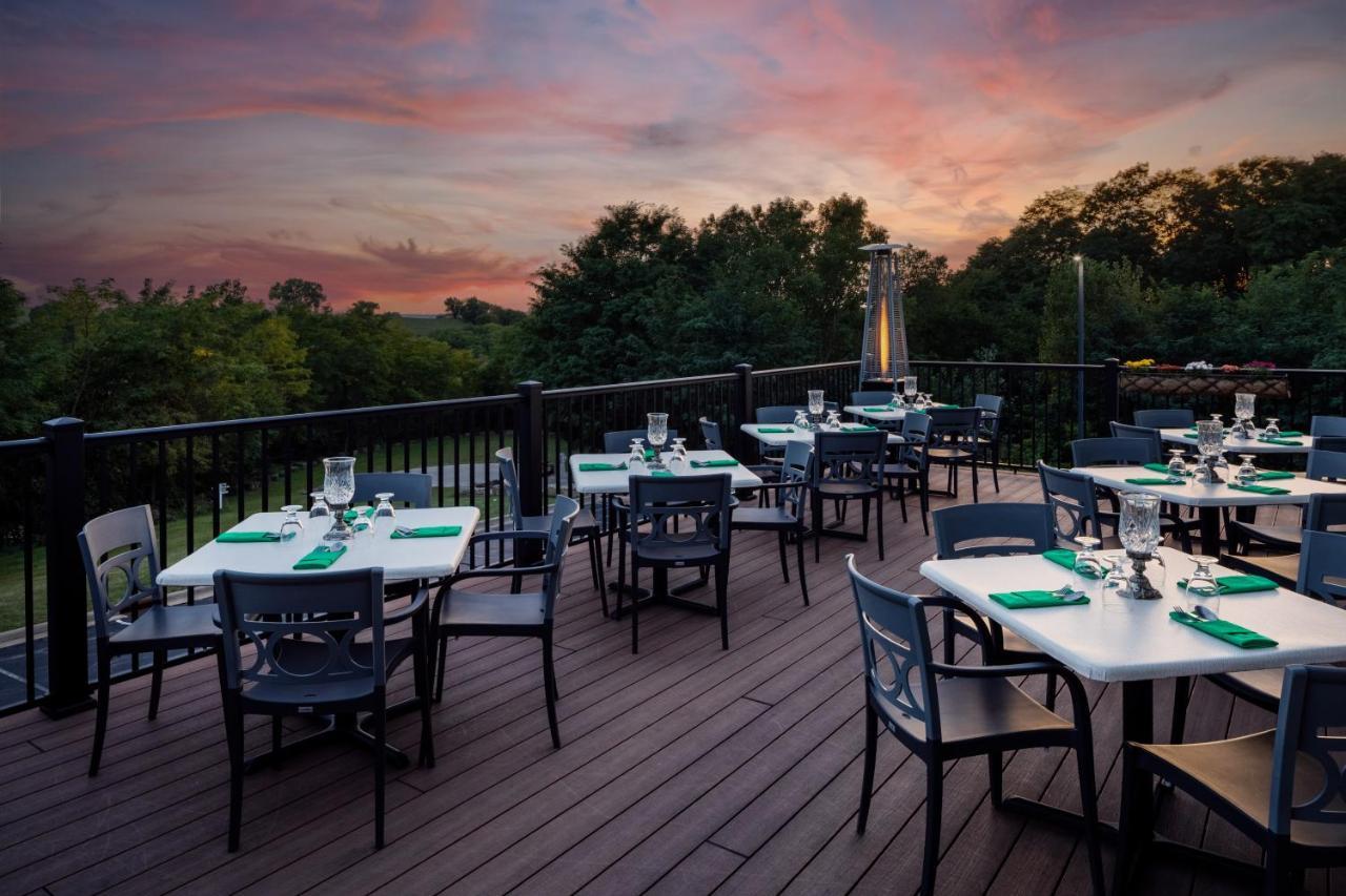 Irish Cottage Inn & Suites Галена Экстерьер фото
