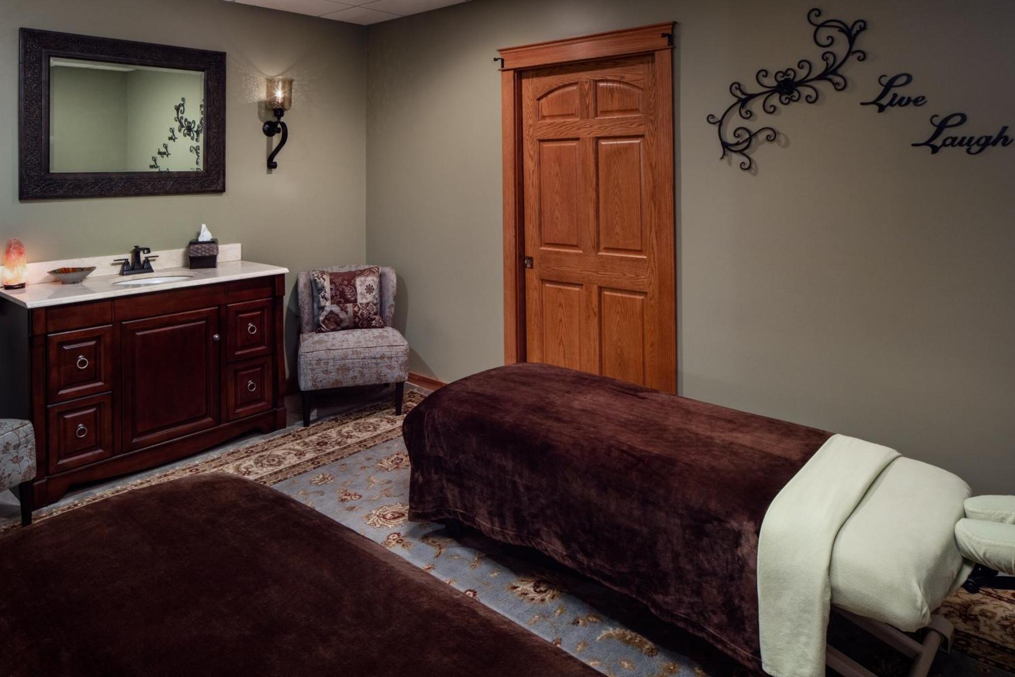 Irish Cottage Inn & Suites Галена Экстерьер фото